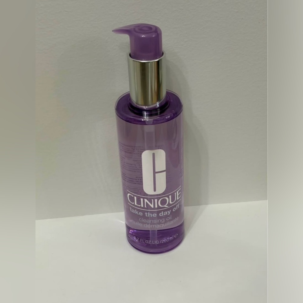 Brand New Clinique Take The Day Off Cleansing Oil 200ml